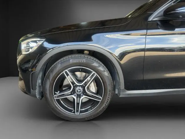 Mercedes-Benz GLC 220 d AMG Line 4Matic