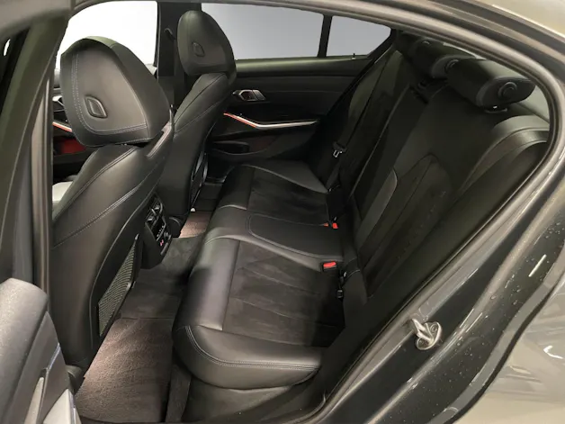 BMW 330i xDrive Edition M Sport Steptronic