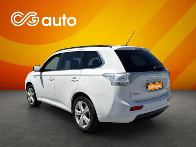 Mitsubishi Outlander 2.0 PHEV Navigator eAssist