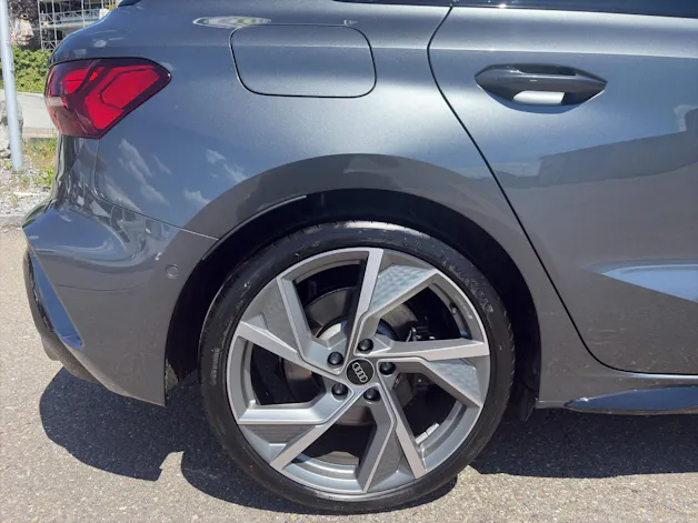 Audi S3 Sportback 2.0 TFSI quattro S-Tronic