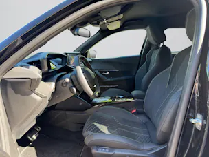 Peugeot 2008 NEW 1.2 Hybrid 145 GT