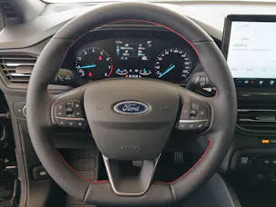 Ford Focus Station Wagon 1.0i EcoB Hybrid 155 ST-Line