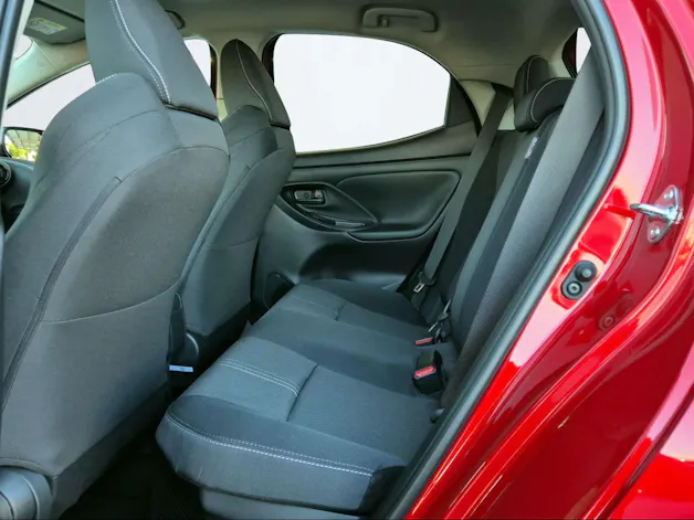 Toyota Yaris 1.5 VVT-i HSD Trend