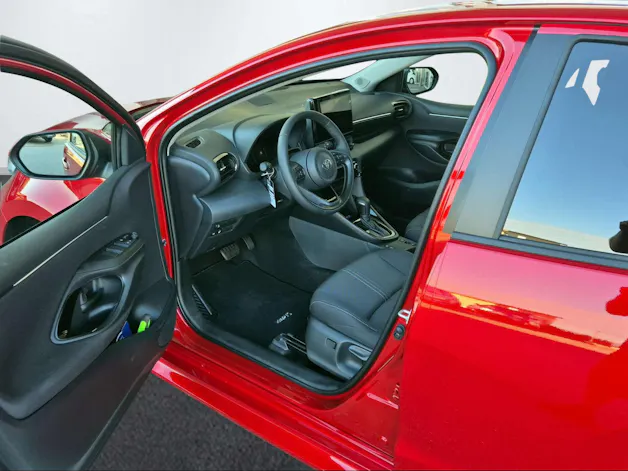 Toyota Yaris 1.5 VVT-i HSD Trend