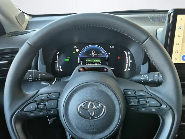 Toyota Yaris 1.5 VVT-i HSD Trend
