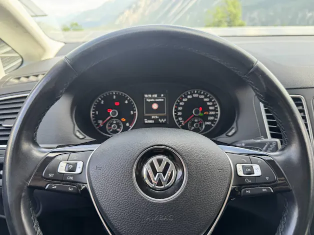 VW Sharan 2.0 TDI SCR Highline DSG 4m