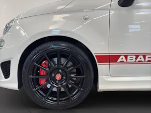 Fiat 595 Abarth 1.4 T-Jet 180 Esseesse