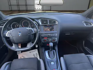 DS Automobiles 4 1.6 THP 165 Sport Chic