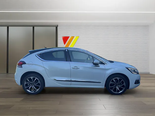 DS Automobiles 4 1.6 THP 165 Sport Chic
