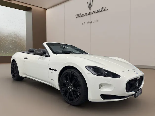 Maserati Gran Cabrio 4.7 V8