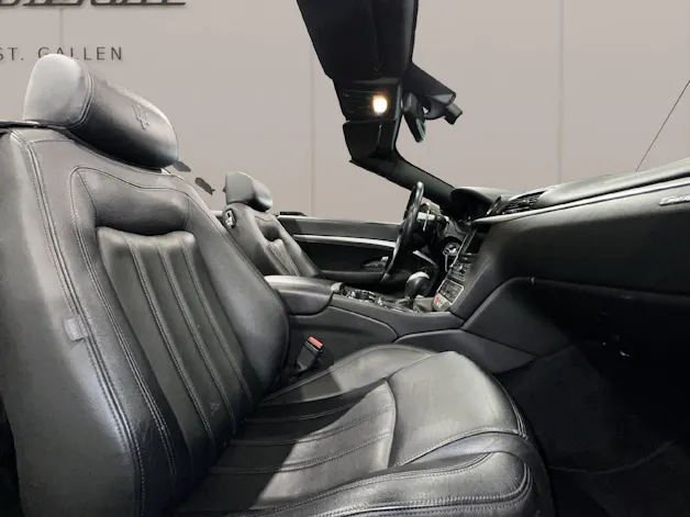Maserati Gran Cabrio 4.7 V8