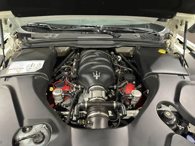 Maserati Gran Cabrio 4.7 V8