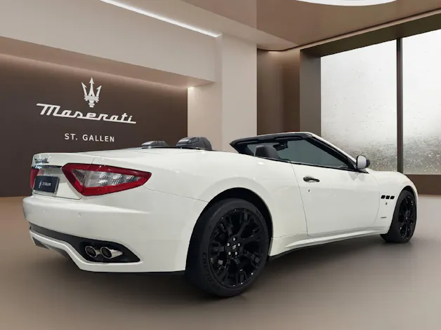 Maserati Gran Cabrio 4.7 V8