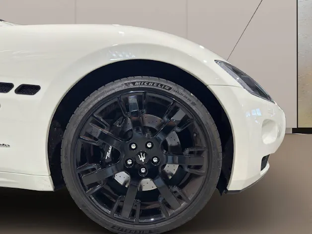 Maserati Gran Cabrio 4.7 V8