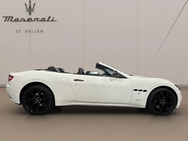 Maserati Gran Cabrio 4.7 V8