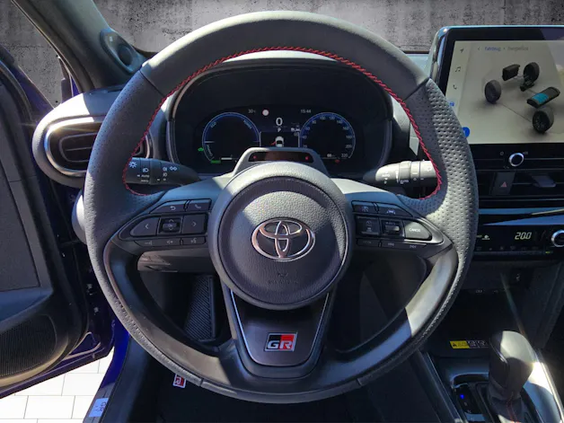 Toyota Yaris Cross 1.5 VVT-i HSD GR Sport