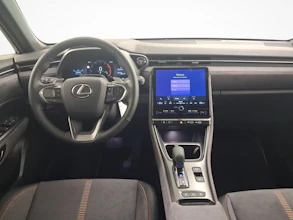 https://vehicle.imgix.net/4379689/da02449c-40c2-4092-9716-87f65c5d0cf5.jpg