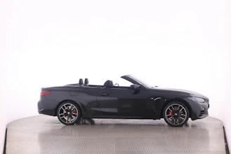 https://vehicle.imgix.net/4379732/fc8b7e62-e9f3-4f26-9ce3-e32b39c2957a.jpg