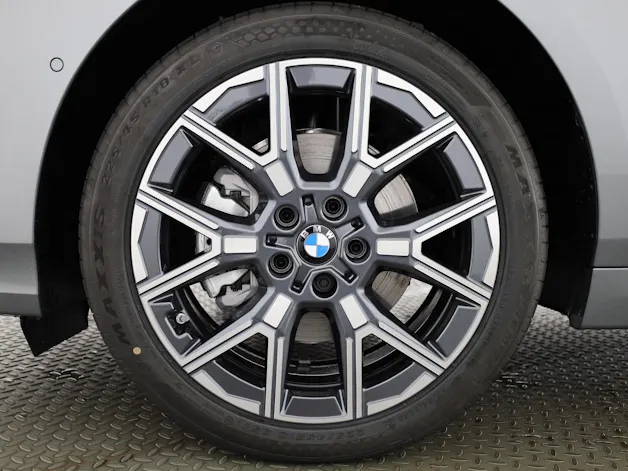 BMW 120i