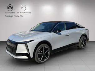 DS Automobiles No8 E-Tense Jules Verne