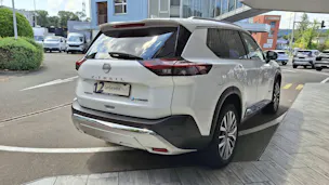 Nissan X-Trail 1.5 VC-T Tekna+ e-4orce 20 Zoll
