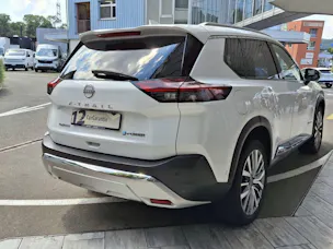 Nissan X-Trail 1.5 VC-T Tekna+ e-4orce 20 Zoll
