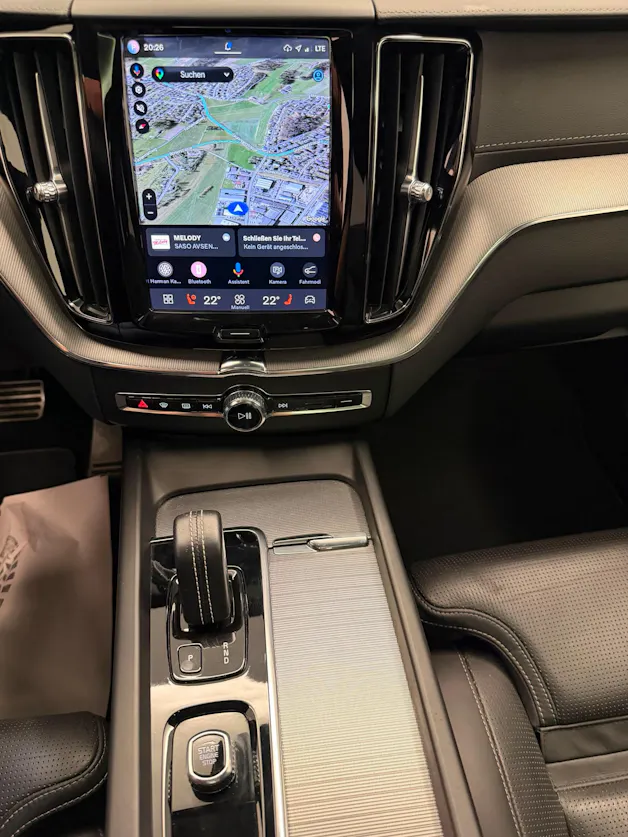 Volvo XC60 2.0 T6 TE R-Design eAWD