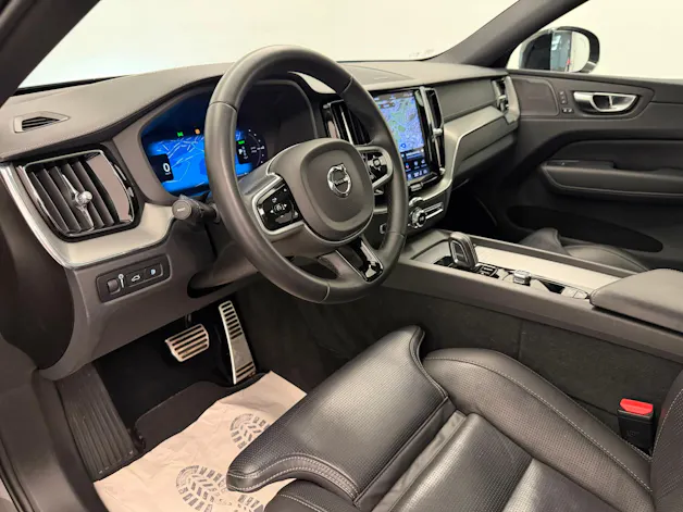 Volvo XC60 2.0 T6 TE R-Design eAWD