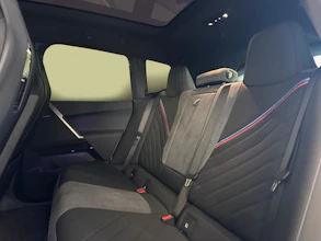 https://vehicle.imgix.net/4379866/07601774-7c76-4936-abed-71d8e90b0972.jpg