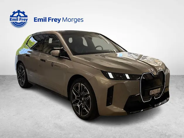 BMW iX xDrive60