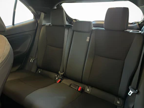 Fahrzeugbild TOYOTA Yaris Cross 1.5 VVT-i HSD Premium AWD-i
