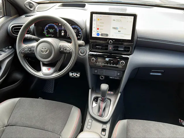 Toyota Yaris Cross 1.5 VVT-i HSD GR Sport