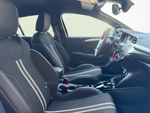https://vehicle.imgix.net/4379931/b38a8638-6ae3-4971-abb2-d2080c5be4d9.jpg