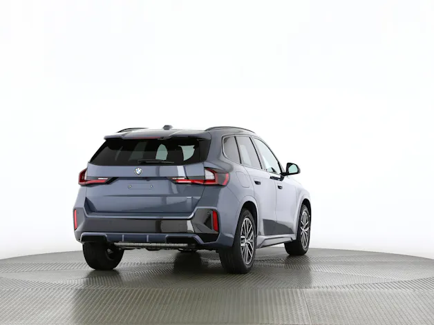 BMW X1 23i xDrive paddles