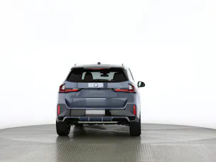 BMW X1 23i xDrive paddles