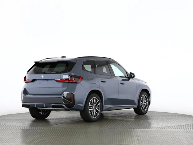 BMW X1 23i xDrive paddles