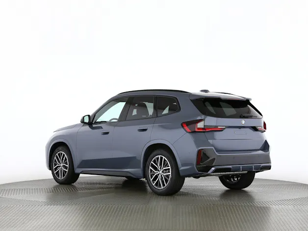 BMW X1 23i xDrive paddles
