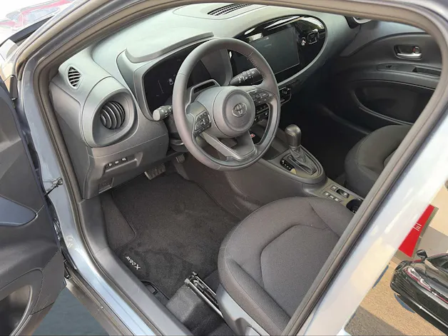Toyota Aygo X 1.5 VVT-i HSD Comfort