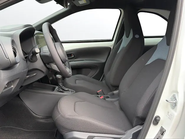 Toyota Aygo X 1.5 VVT-i HSD Comfort