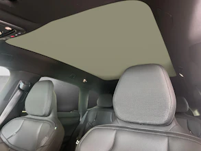 https://vehicle.imgix.net/4380035/06fba8c3-7e6b-4a9b-8cae-8b687e4b9909.jpg