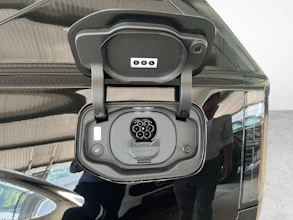 https://vehicle.imgix.net/4380035/d70acca8-ddad-4e1b-a545-07d2626a881e.jpg