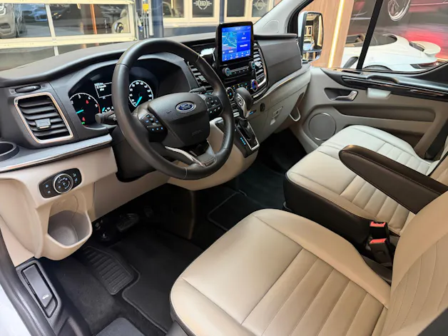 Ford Transit C Kombi 320 L1 2.0 TDCi 170 Trend