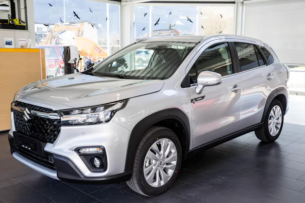 Suzuki S-Cross 1.4 T Sakura Hybrid 4x4
