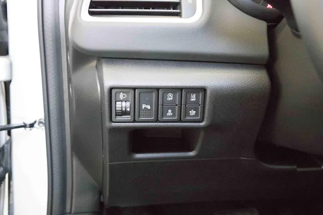 Suzuki S-Cross 1.4 T Sakura Hybrid 4x4