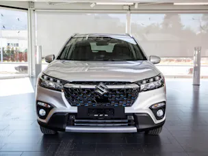 Suzuki S-Cross 1.4 T Sakura Hybrid 4x4