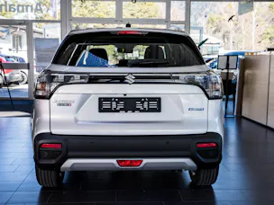 Suzuki S-Cross 1.4 T Sakura Hybrid 4x4