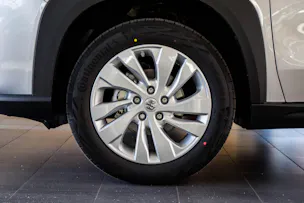 Suzuki S-Cross 1.4 T Sakura Hybrid 4x4