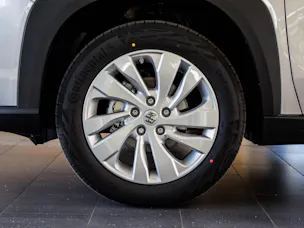 Suzuki S-Cross 1.4 T Sakura Hybrid 4x4