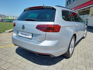 VW Passat Variant 2.0 TDI 200 Business DSG 4m
