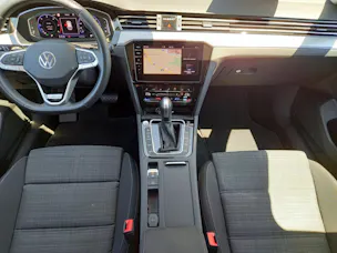 VW Passat Variant 2.0 TDI 200 Business DSG 4m
